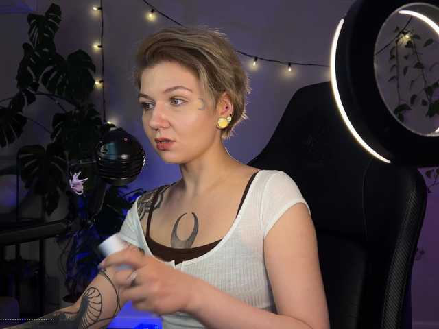 bySOVA live cam on BongaCams