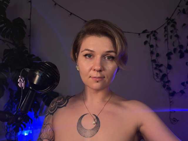 bySOVA live cam on BongaCams