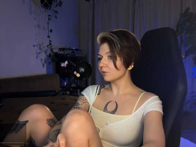 bySOVA live cam on BongaCams