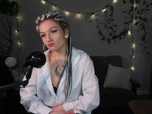 bySOVA's BongaCams show and profile