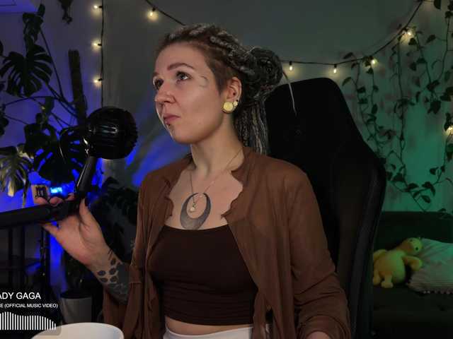 bysova cam belle