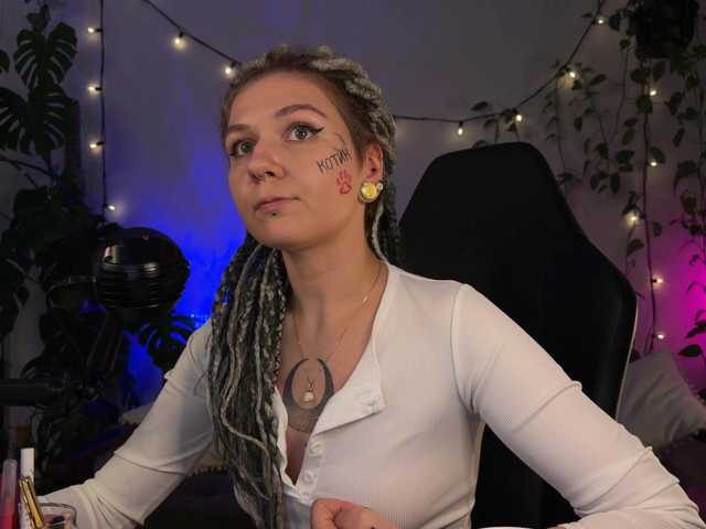 bySOVA live cam on BongaCams