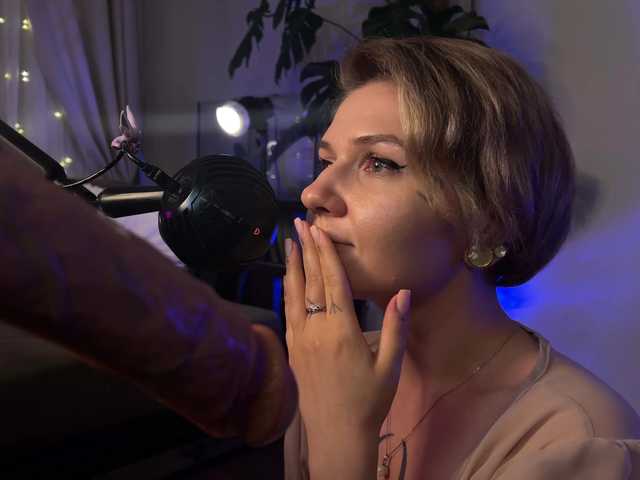 bySOVA live cam on BongaCams