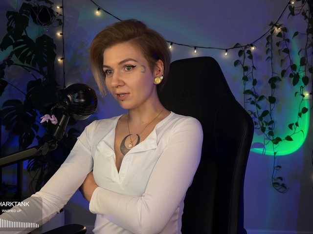 bySOVA live cam on BongaCams