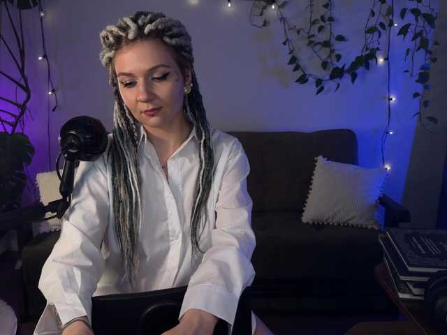 bySOVA's BongaCams show and profile