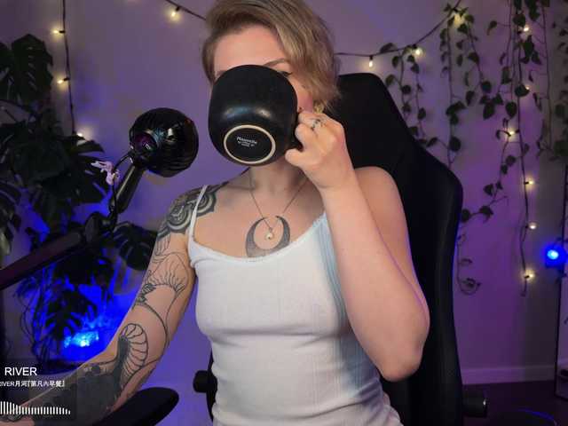 bySOVA live cam on BongaCams