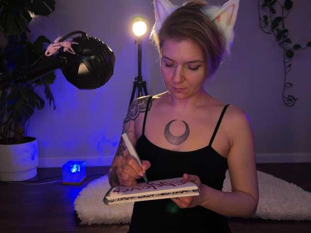 bySOVA live webcam show