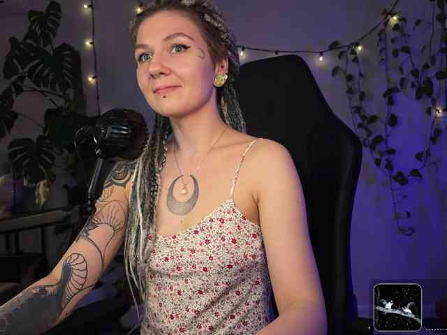 bySOVA Sex Cam Show
