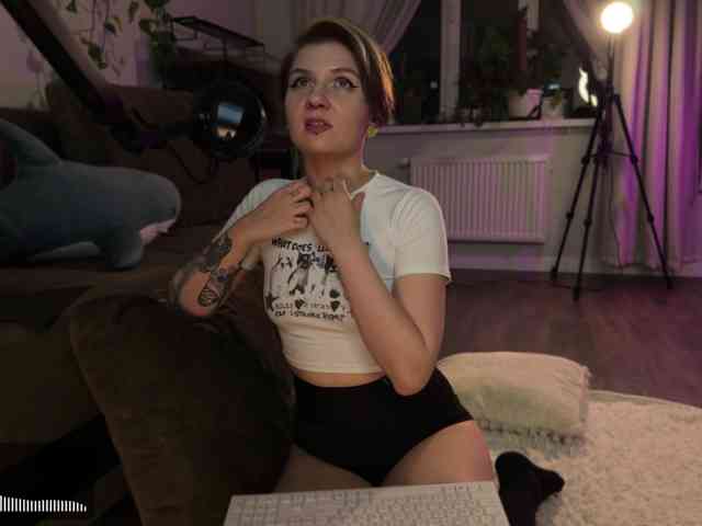 bySOVA's webcam live show