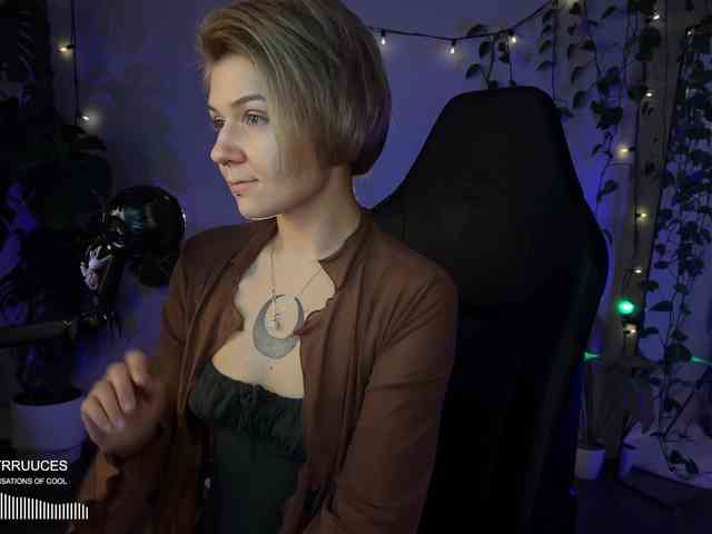 nude amateur webcam BySOVA