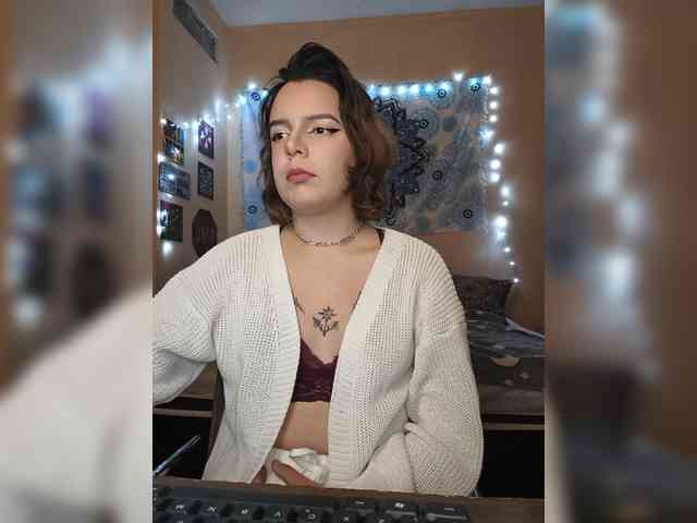 AylaPixel webcam