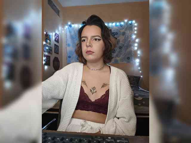 Modelo: AylaPixel