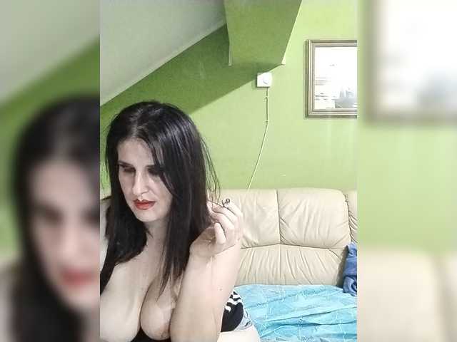 milf44milf live cam on BongaCams