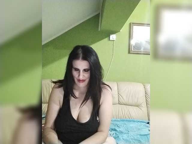 milf44milf live webcam show