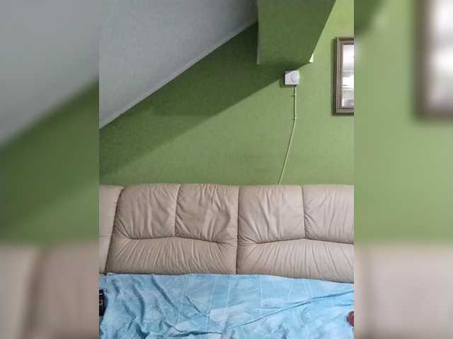 milf44milf live cam preview