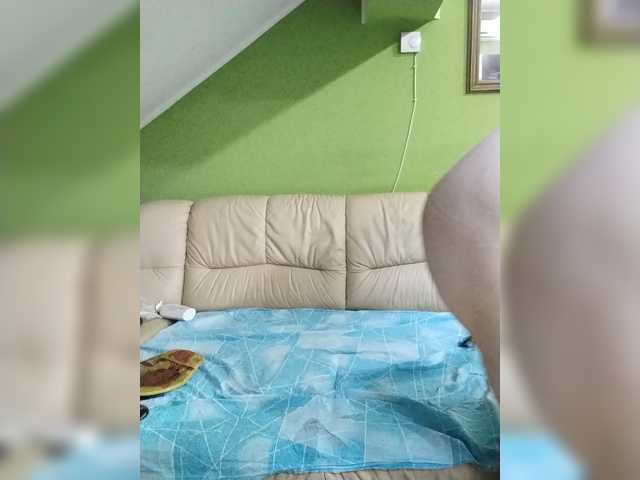 milf44milf live cam preview