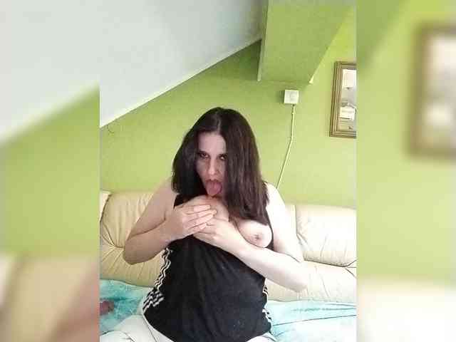 Modella: milf44milf