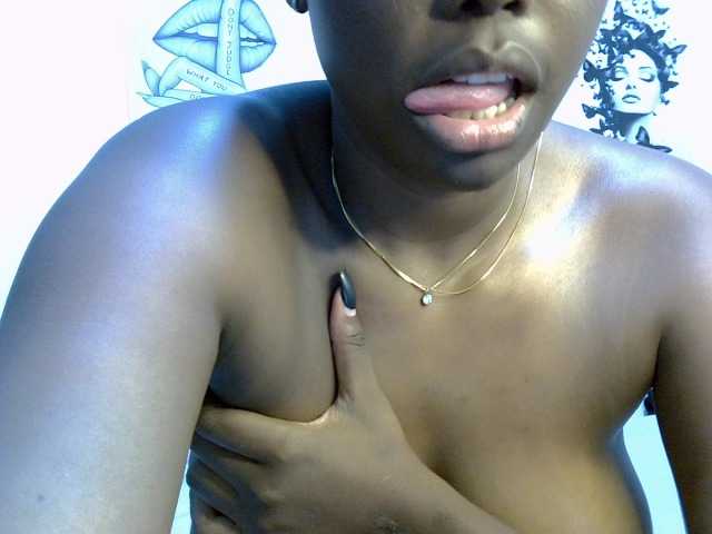 Rein20 live cam on BongaCams