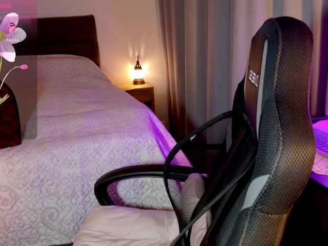 sweety-kittyy live cam on BongaCams
