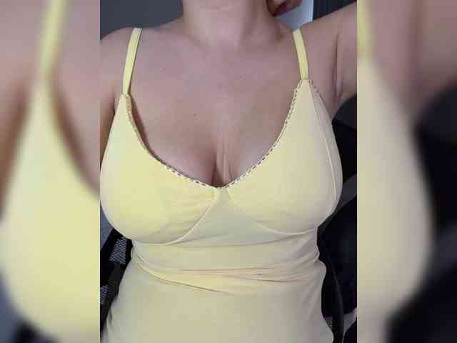 sweety-kittyy webcam