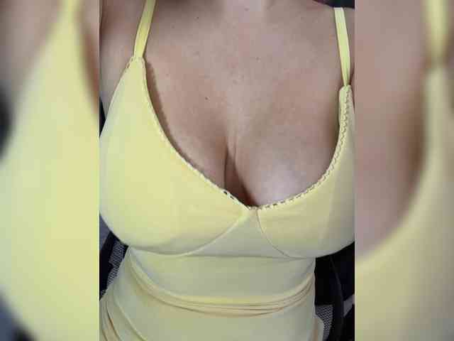 sweety-kittyy webcam