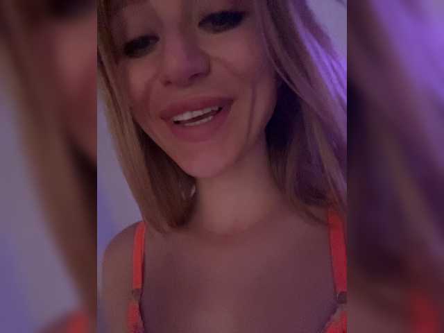 ViviRoss live webcam show