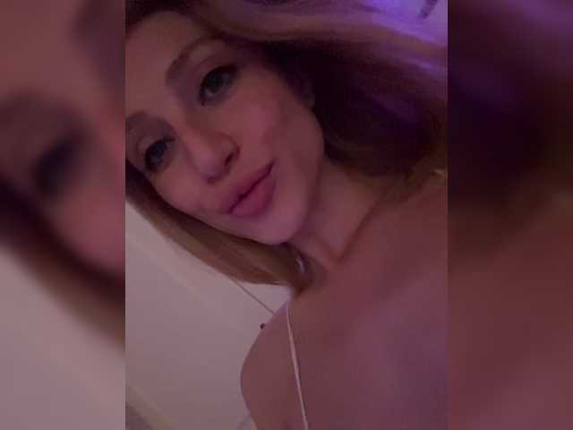ViviRoss live cam on BongaCams