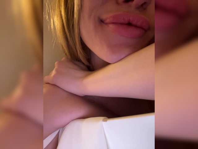 ViviRoss's BongaCams profile