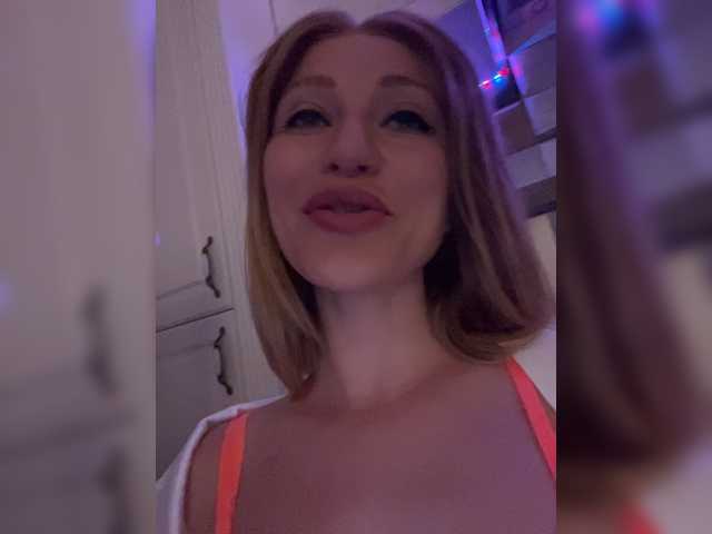 ViviRoss live webcam show