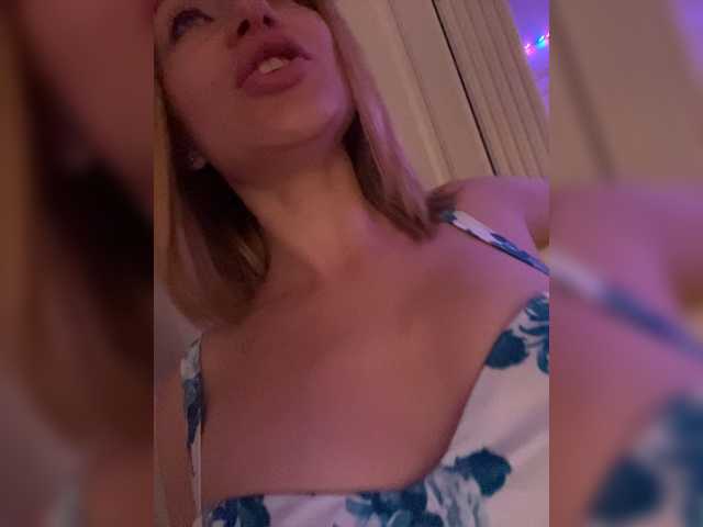ViviRoss Live Cam on BongaCams