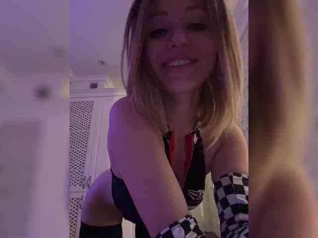 ViviRoss Live Webcam on BongaCams