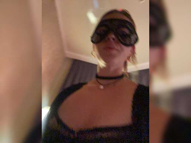 Katti-Sweet live cam on BongaCams