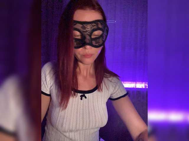 SheisArt live cam preview