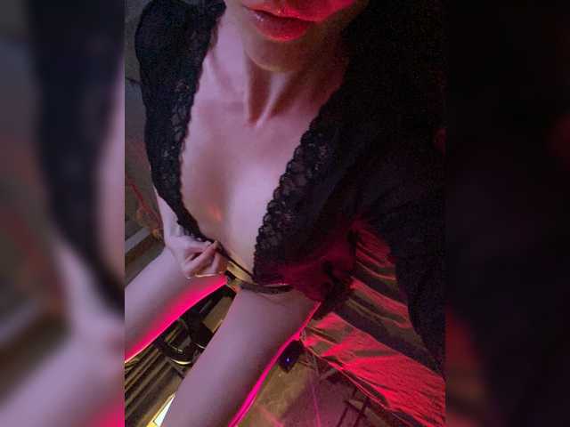Katti-Sweet live cam on BongaCams