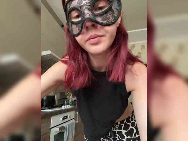 SheisArt webcam