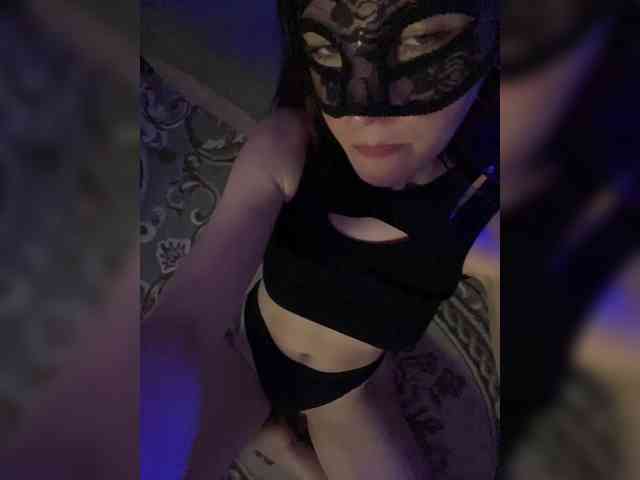 SheisArt webcam