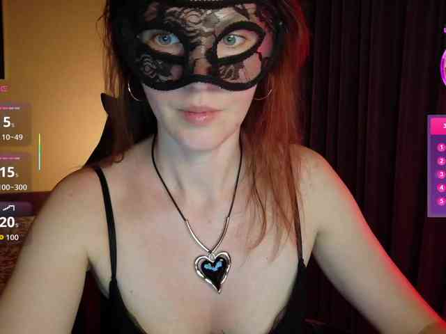 SheisArt webcam