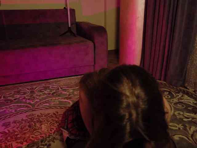 SheisArt webcam