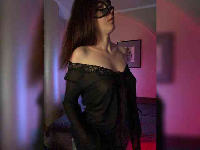SheisArt webcam