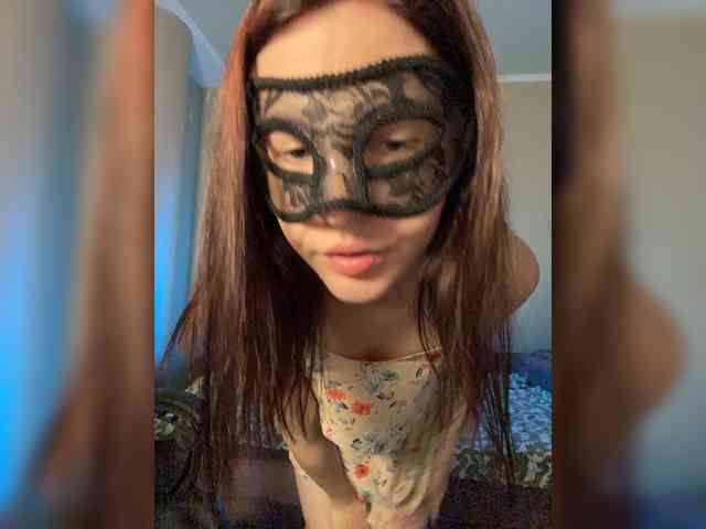SheisArt webcam