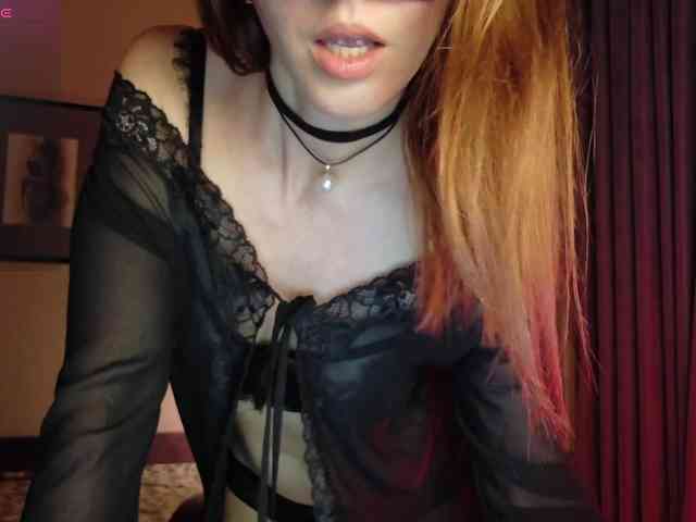 SheisArt webcam