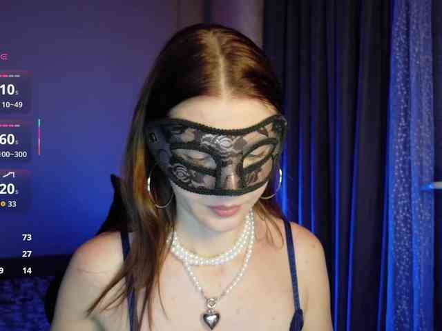 SheisArt webcam