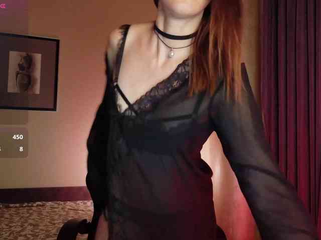 SheisArt webcam