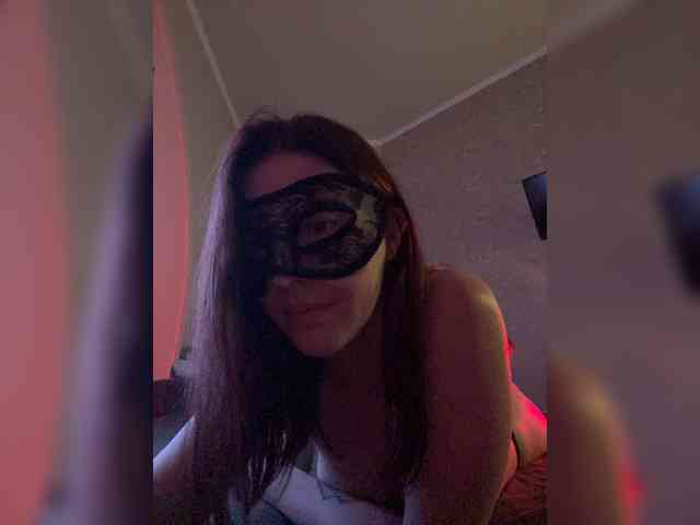 SheisArt webcam