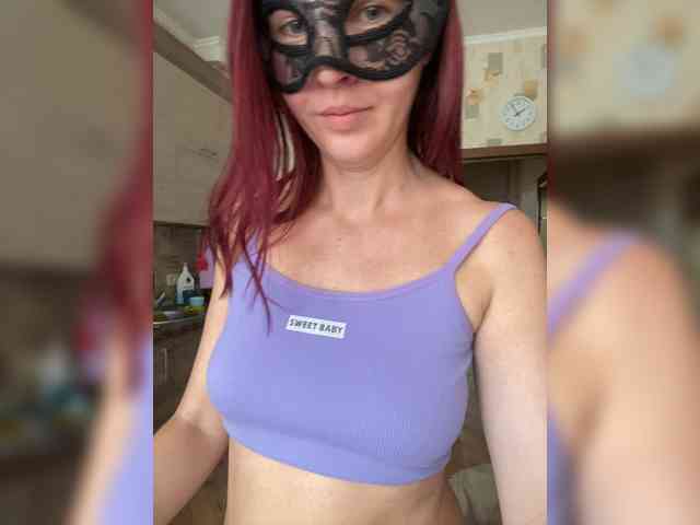 SheisArt webcam