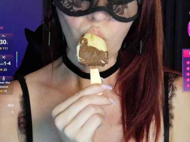 SheisArt webcam