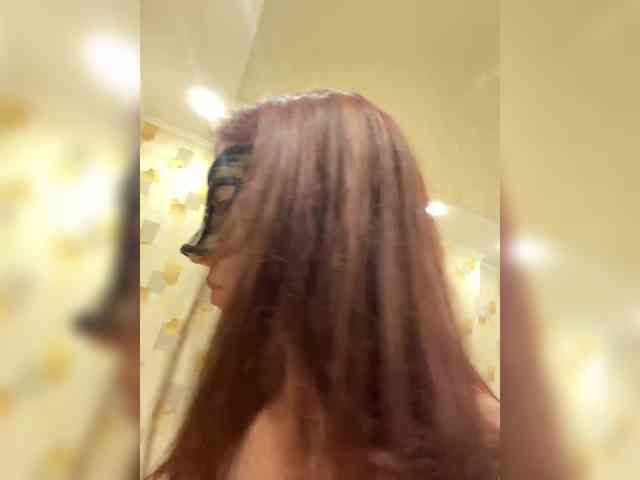 SheisArt webcam