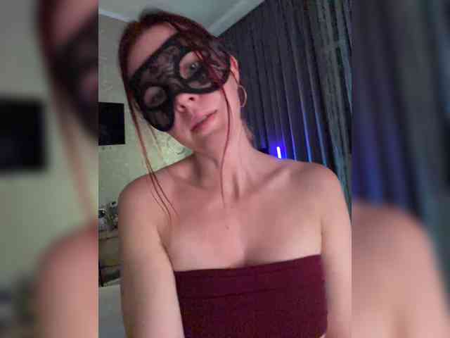 SheisArt webcam