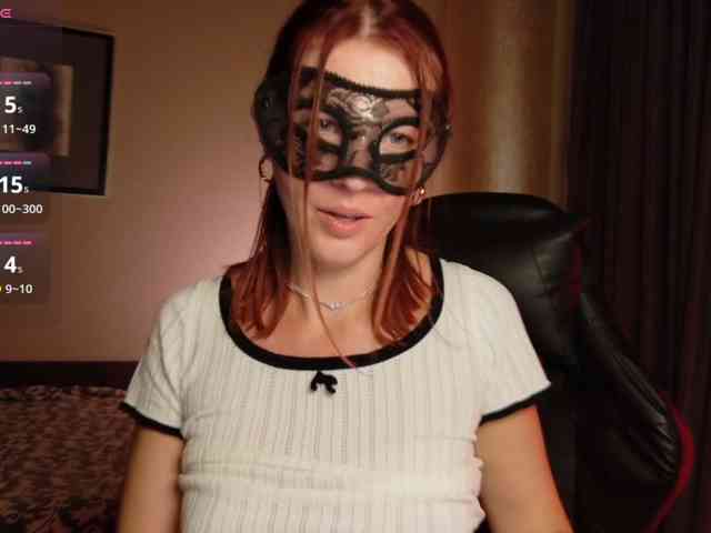 SheisArt webcam