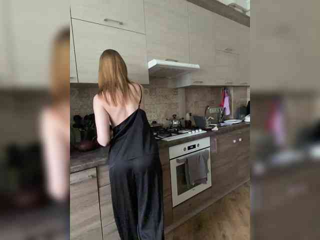 SheisArt webcam